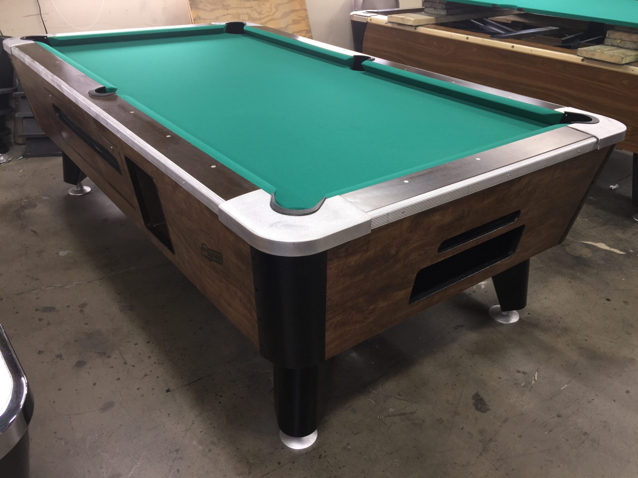 Coin Operated Bar Pool Table