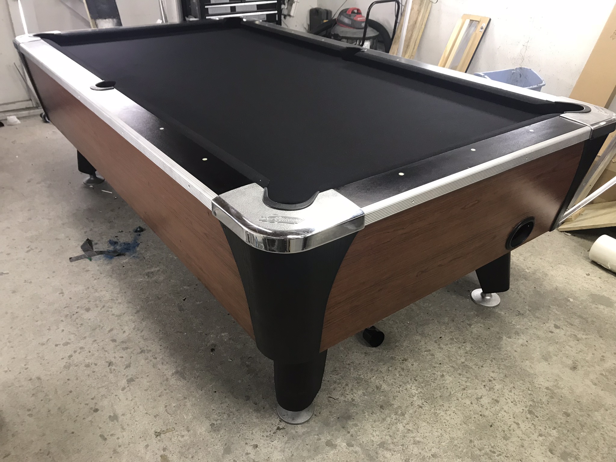 Coin Operated Bar Pool Table