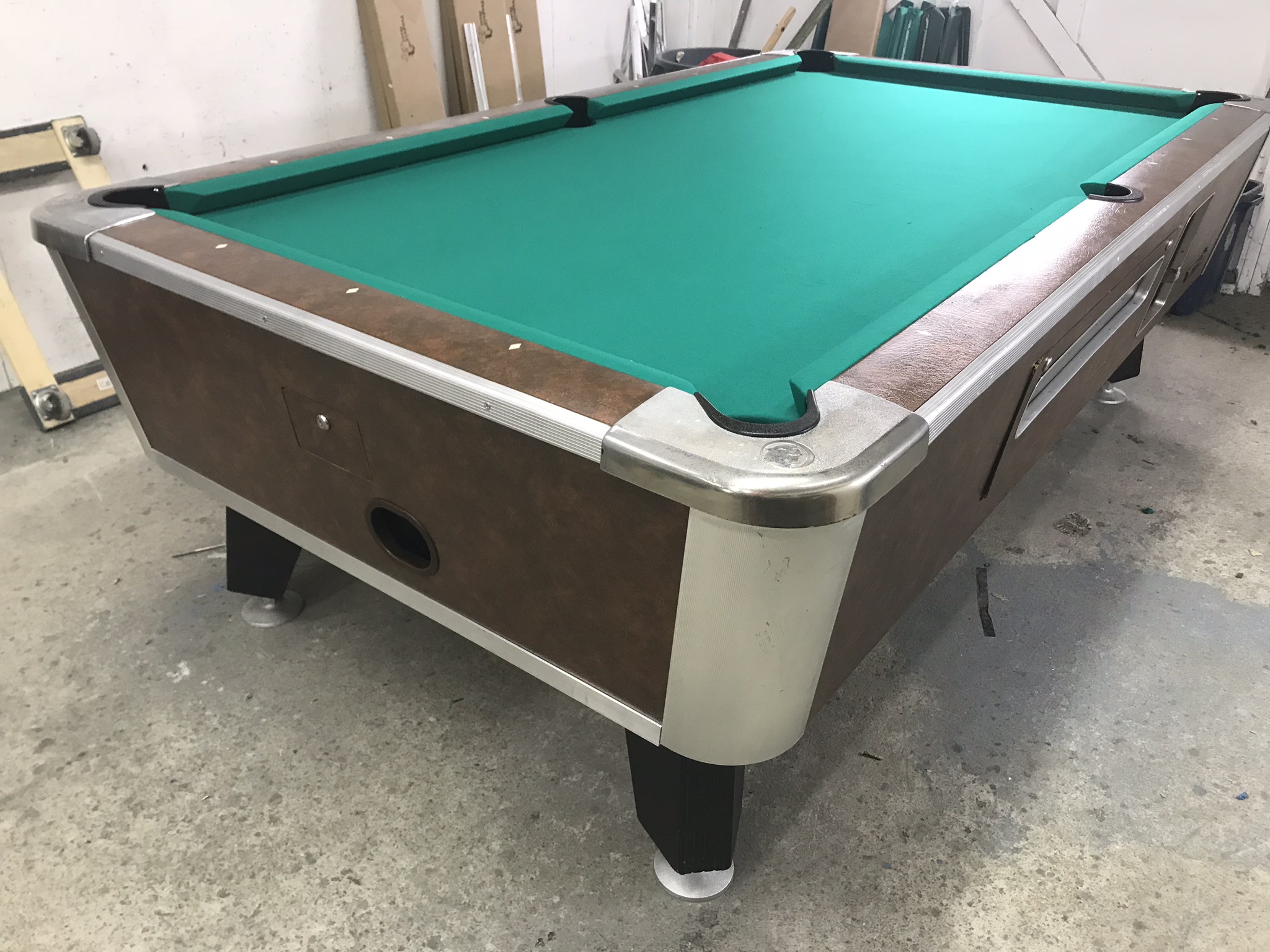 Coin Operated Bar Pool Table