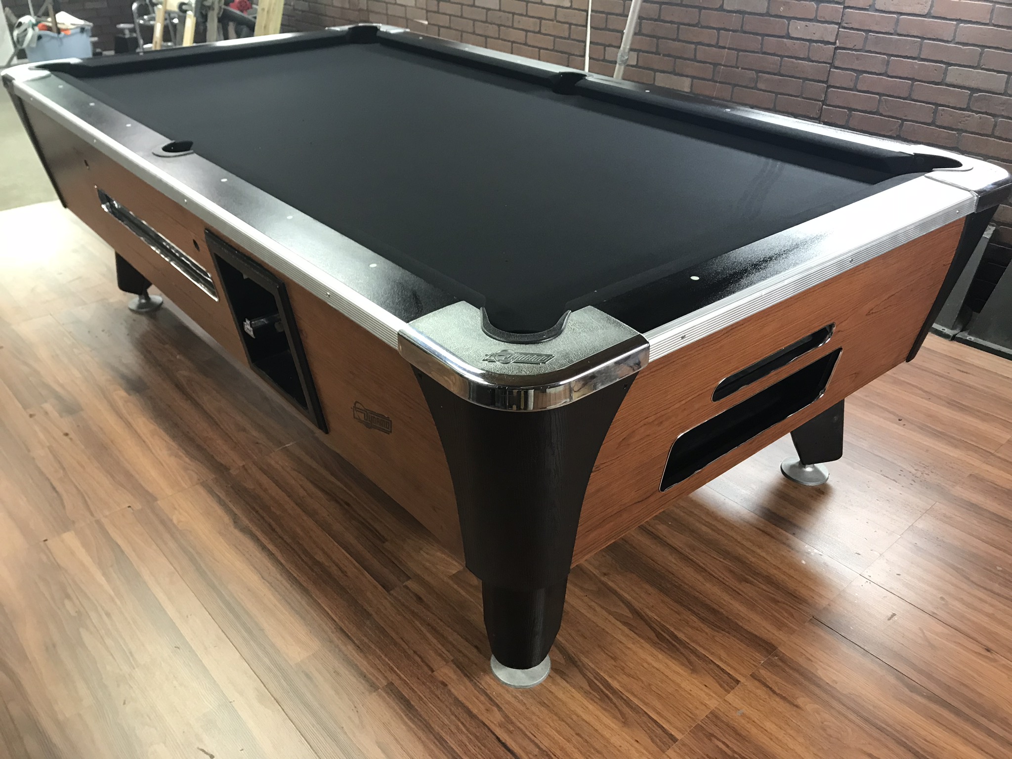 Coin Operated Bar Pool Table