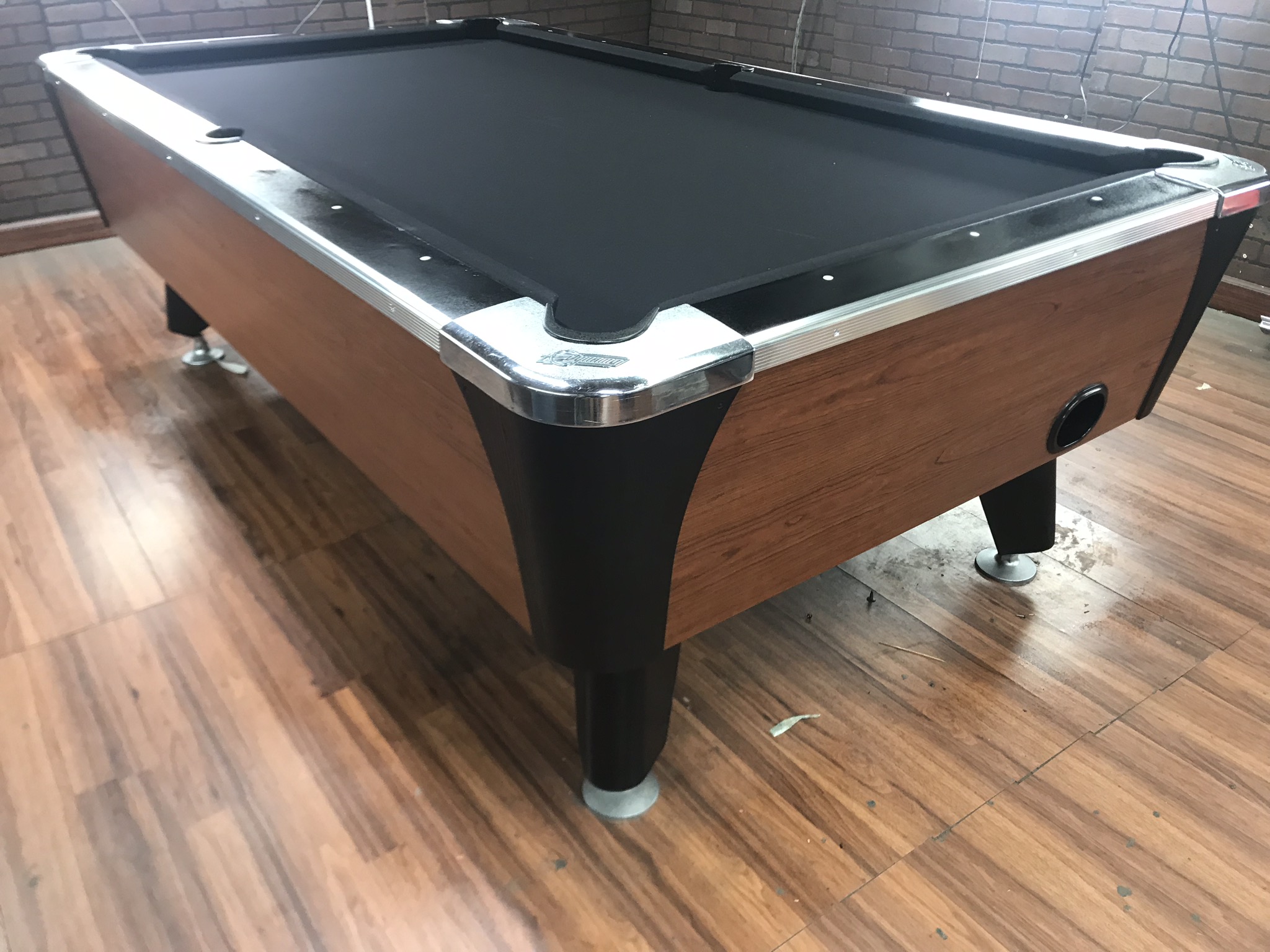 Coin Operated Bar Pool Table